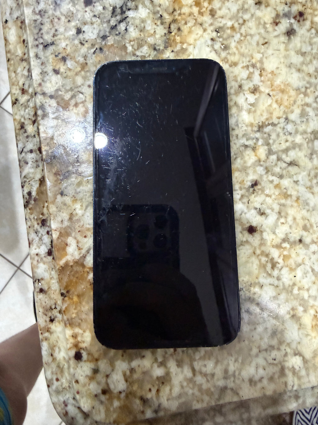 iPhone 12 64GB, Black  STUCK IN APPLE LOOP FOR PARTS OR NEEDS TO BE FIXED