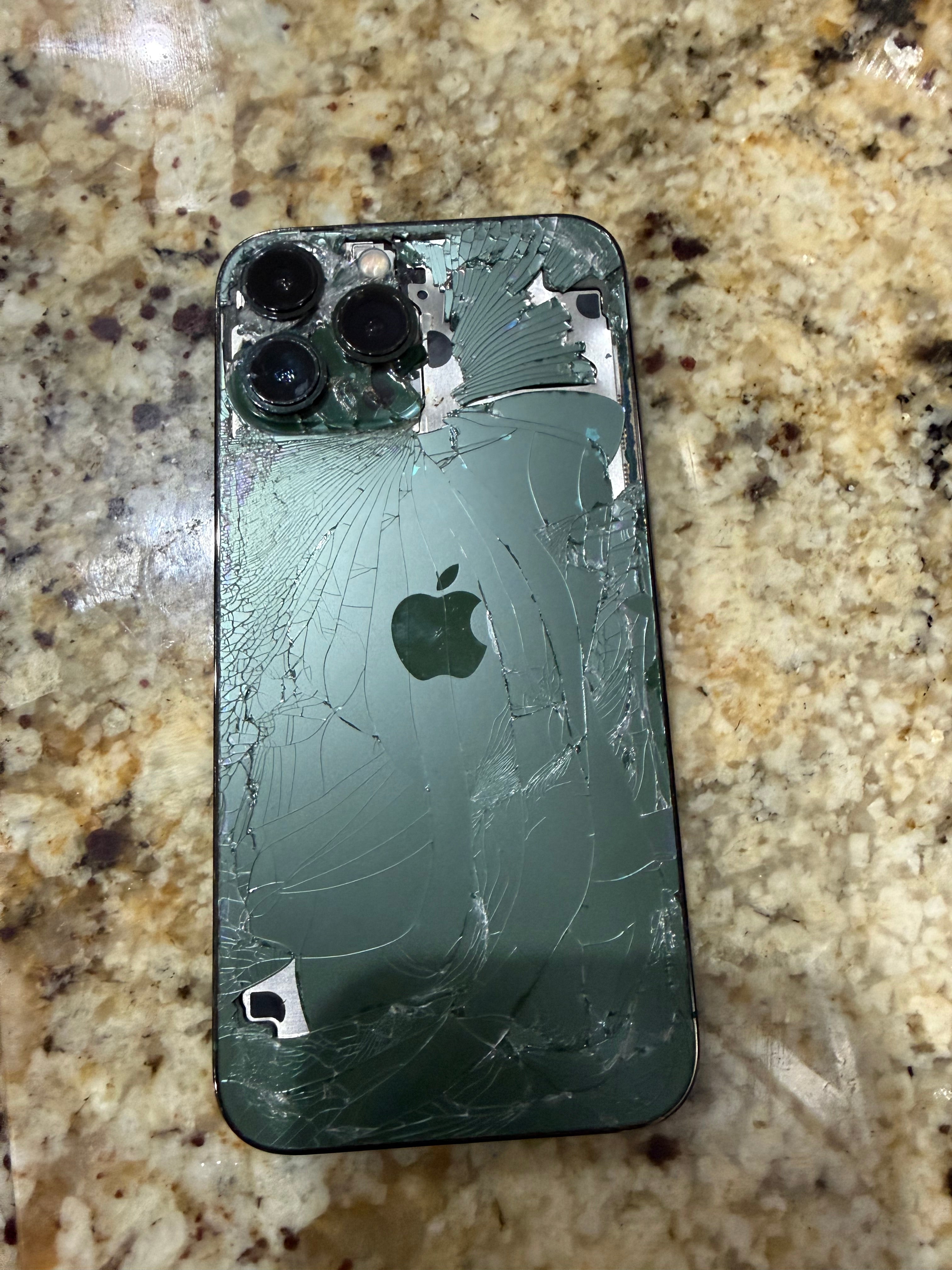 Apple iPhone 13 Pro Max Alpine Green 128GB FOR PARTS ONLY